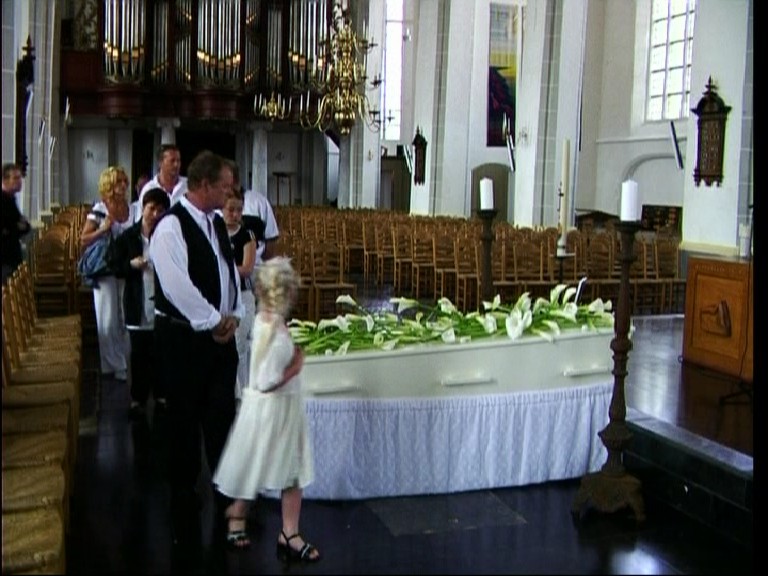 http://www.hendrikpunter.nl/kist-kerk1.JPG
